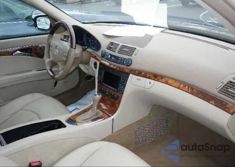 2009 Mercedes-Benz E350 z USA, uszkodzony, nr VIN WDBUF56X29B379973